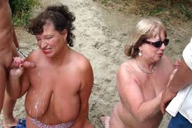 Kims Amateurs - Beach bukkake with Busty Kim and Trish 5 Gallery