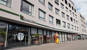 The bank's customers are shareholders, private account holders. Zahlen Bank Linth Schreibt Weniger Gewinn Im Ersten Halbjahr Cash