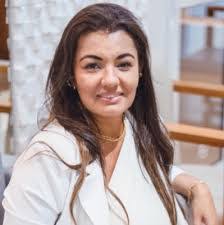 Loretta Savoie's Instagram, Twitter & Facebook