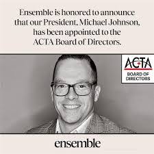 Tracey Hand's Instagram, Twitter & Facebook