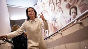 Germanys parliament is more female than it was