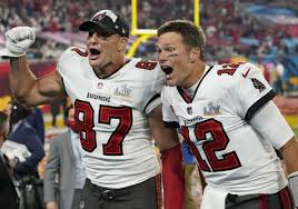 Rob gronkowski and his brothers. Mike White Dyk Rob Gronkowski Was First Ineligible To Play In The Wpial Pittsburgh Post Gazette