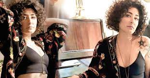 Cem adrian kaç yaşında, nereli? Melek Mosso Kimdir Nereli Ve Kac Yasinda Melek Mosso Nun Hayati