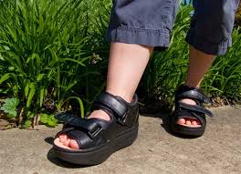 Wound Care Shoes Permit Healing Of Diabetic Foot Ulcers Infections