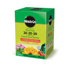 I did not notice any increase in gnats compared to any of the other mixes. Miracle Gro Water Soluble Plant Food 20 20 20 680 G The Home Depot Canada