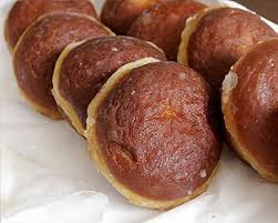 One of the most popular polish desserts, kolaczki are little folded cookies around a fruit filling. Polish Desserts And Sweets Top 22 Desserts From Poland