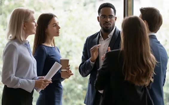 6 Ways to Improve Communication in the Workplace | Unit4
