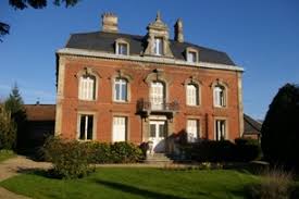 Notaire A Gournay En Bray 76 Office Notarial De Christine Rousselin Disarbois Amelie Obert Et Peggy Camus