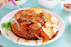 Braised duck or 潮州卤鸭 or some people call it 卤水鸭is a chinese dish well loved by singaporeans. 12 Best Braised Duck Rice In Singapore For Tender Duck And Flavourful Rice Danielfooddiary Com