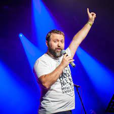 Mówią o nim, że jest współczesnym świętym istotą seminarium odnowy wiary prowadzonego przez sylwię i witka wilka jest nie tyle głoszenie. Witek Wilk Facebook