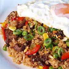 Malaysian Nasi Goreng Kari Kari Malaysian Fusion Zmenu The Most Comprehensive Menu With Photos Nasi Goreng Food Cooking Recipes
