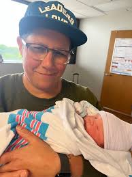 gustavo and taliya On Threads