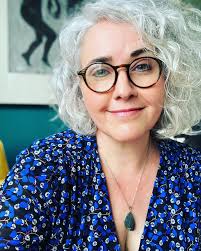 Lisa Haight's Instagram, Twitter & Facebook