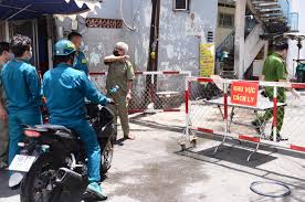 Chủ tịch tp hcm quyết định giãn cách xã hội trên toàn thành phố theo chỉ thị 15, riêng quận gò vấp và phường thạnh lộc (quận 12) theo chỉ thị 16, từ 0h ngày 31/5. Lablb0pwvprfjm
