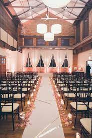 Weddings At City View Loft In Chicago Il Wedding Spot Chicago Wedding Venues Wedding Venue Prices Chicago Wedding