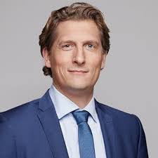 David Knibbe's Instagram, Twitter & Facebook