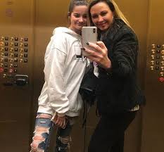 Birds Of A Feather Song Lyrics Annie Leblanc Pin By Terriah On A N N I E Boy Celebrities Annie And Hayden Julianna Grace Leblanc
