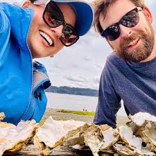 Lovely garden party at Melissa's 🌺 I am humbled by the amazing gardeners  growing glorious blooms! Lot's to learn! Fliwer🌷