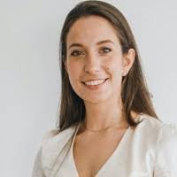 Sarah Cates's Instagram, Twitter & Facebook