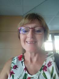 Rose Navarro's Instagram, Twitter & Facebook