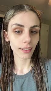 Cynthia Nadeau's Instagram, Twitter & Facebook