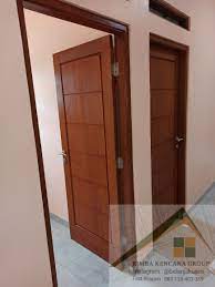 Terbuat dari kayu kamper samarinda, kombinasi papan 4 cm sebagai frame type pintu psp111 motif pintu: 81 Ide Pintu Single Single Door Pintu Pintu Kayu Pintu Depan Modern