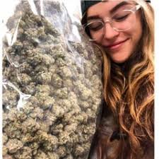 Listen to Panda Remix(Smiley, Jboy, Flaco, Mug) by La Familia Entertainment  in All playlist online for free