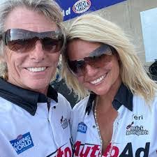 Karen Bostick's Instagram, Twitter & Facebook