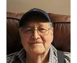 Elva Mathews's Instagram, Twitter & Facebook