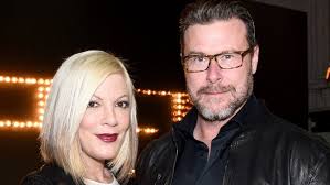 Celebs Who Got Engaged While Still Married To Other People