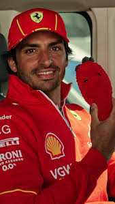 stan for Sainz always 👏🏻