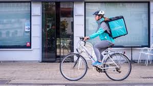 Lieferando Deliveroo So Arbeiten Die Lieferdienst Radler Cio De