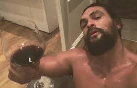 Jason and one of his crewmembers enjoying a beer 💛💞💞