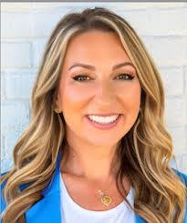 Lauren Dulay's Instagram, Twitter & Facebook