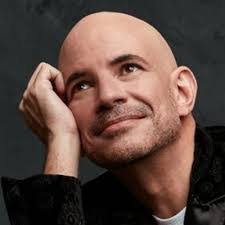 Roxana Ibarra's Instagram, Twitter & Facebook