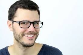 Aaron Barriga's Instagram, Twitter & Facebook