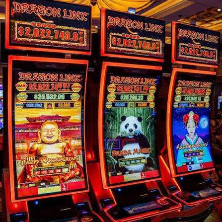 Ilustrasi berbagai jenis mesin slot kasino