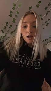 Abbie Levesque's Instagram, Twitter & Facebook