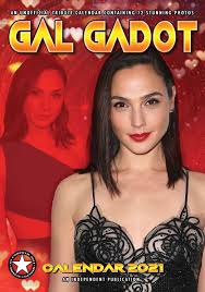 She won the miss israel title in 2004 and went on to represent israel at the 2004 miss universe. Gal Gadot Wandkalender Bei Europosters
