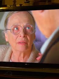 Some pictures of Melissa, Jonathan and Sara Gilbert. And their mom ❤️ I  just love to see these kinds of pictures. Also I know the whole situation  about Melissa and Jonathan being