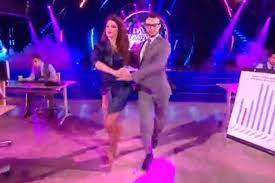 Surtout, merci à toi fauvette. Video Danse Avec Les Stars Iris Mittenaere En Finale Malgre La Blessure