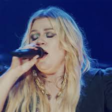 @kellyclarkson's video Tweet