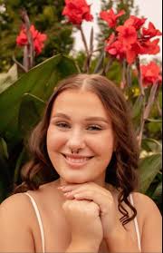 Any recommendations for a local senior photographer?