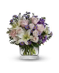 Please call us on 07 3856 4711 to order funeral flowers or casket sprays. Flower Delivery Brisbane Petals Australia