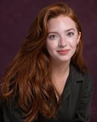 Eve Rowan's Instagram, Twitter & Facebook