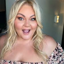 Chelsea Weiner's Instagram, Twitter & Facebook