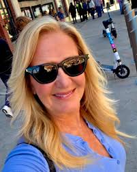 A perfect fall afternoon in #Nashville ! So I did a walk about