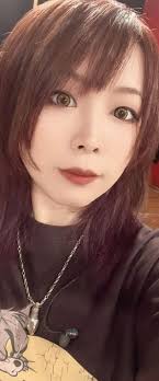 The best singer in the world is Mosquito, Even if you don't like the song,  you must clap for it 🤣🤣🤣🤣🤣