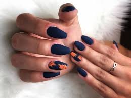 Reverse french tip change up a traditional french tip by creating a reverse design. 50 Trending Fall Nail Designs And Colors For 2018 Fashiondioxide