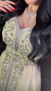 pin by msa alq on جلابيات وعبايات girl photo poses beautiful girl photo teenage girl photography